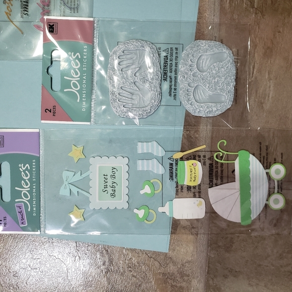 Scrapbook accessories - Picture 2 of 12